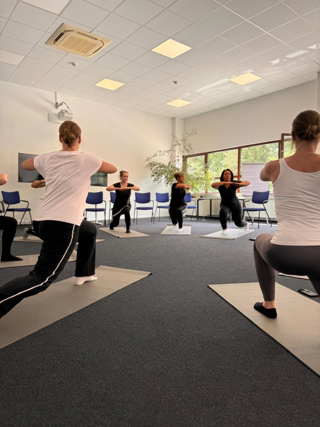 Menschen beim Workout von Wünsche und Wunder GbR