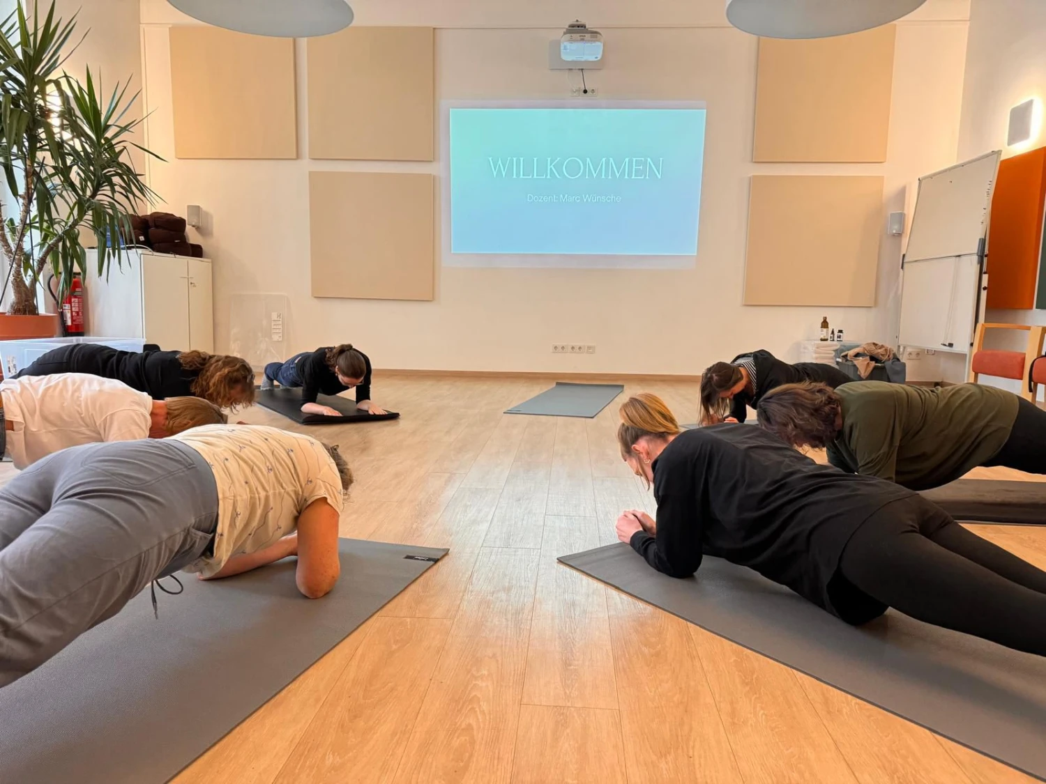 Menschen beim Workout von Wünsche und Wunder GbR